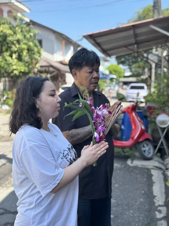 Sak Yant ceremony and offering